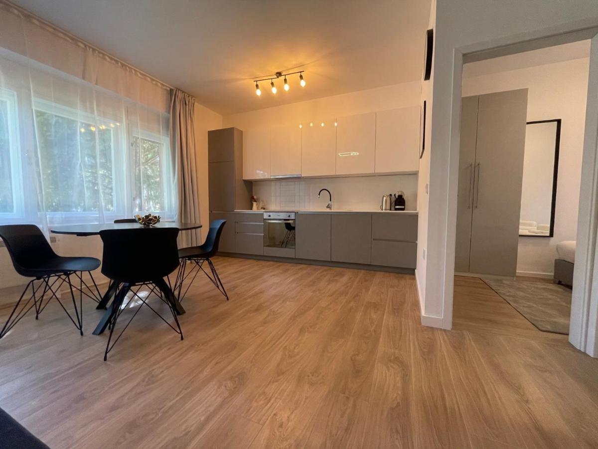 Apartments Ella Загреб Экстерьер фото